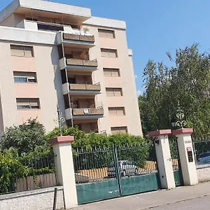 Ganusha Standing - 1 Parking Securise Terrasse Appartement Grenoble