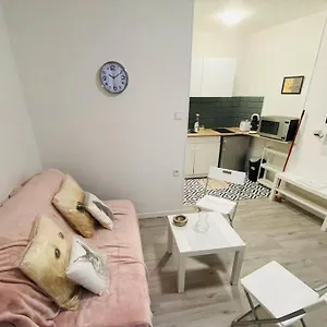  Appartement Confortable - Montmartre - Republique - Anvers - 2 Pers